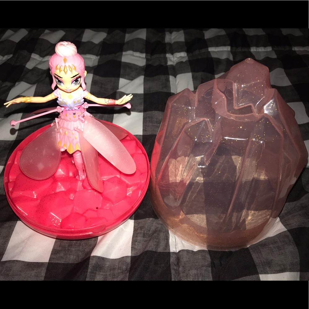 Hatchimals Pixies Crystal Flyers Magical Flying Pixie Toy